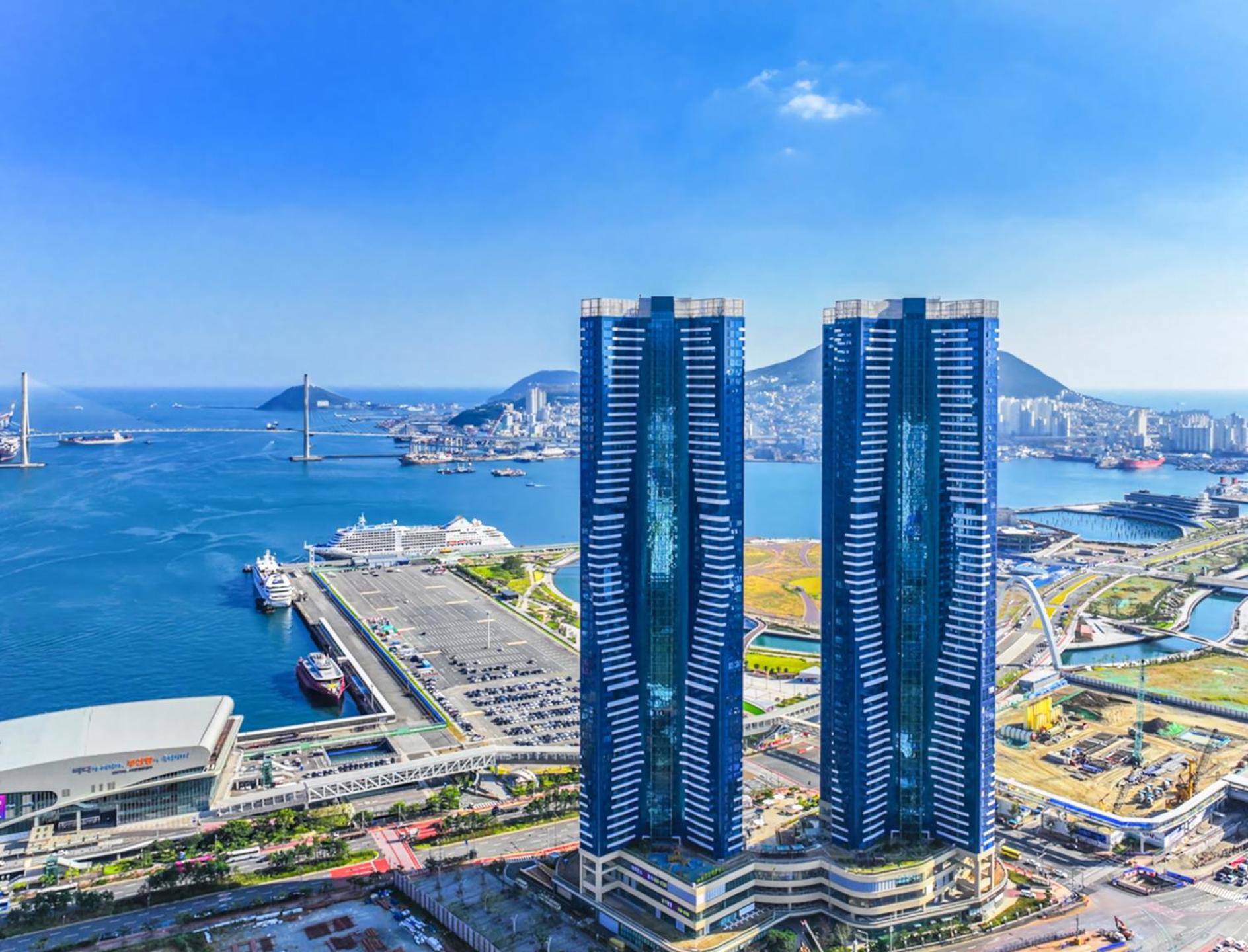 Brown Suites Busan Station Exterior foto